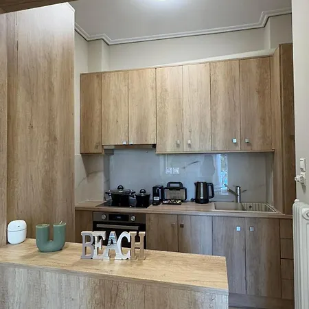 Bayfront Appartement Chalkís